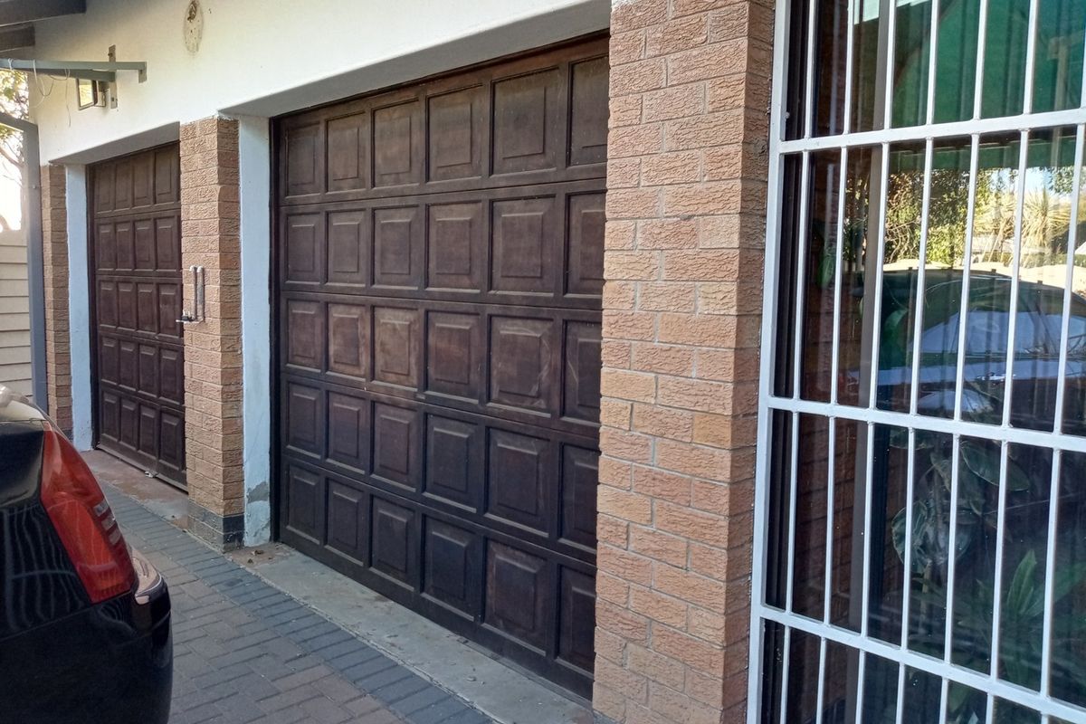 House For Sale In Parys - Photo 2