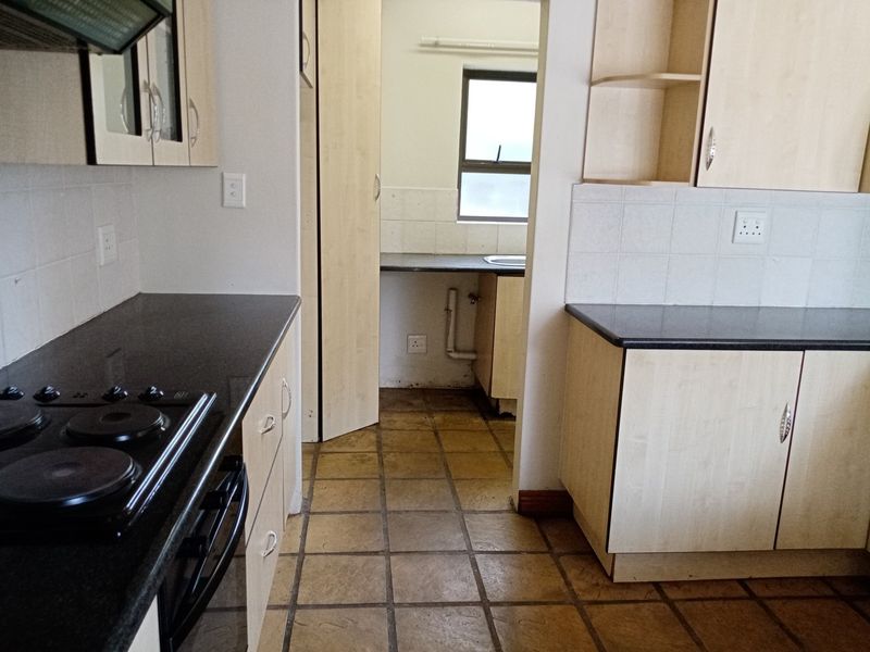 Gated Estate For Sale In Parys - Photo 6