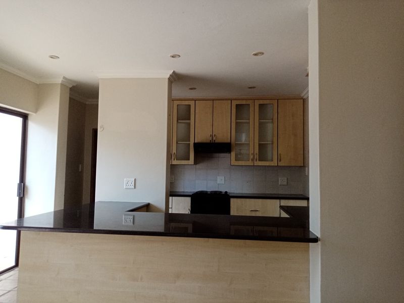 Gated Estate For Sale In Parys - Photo 4