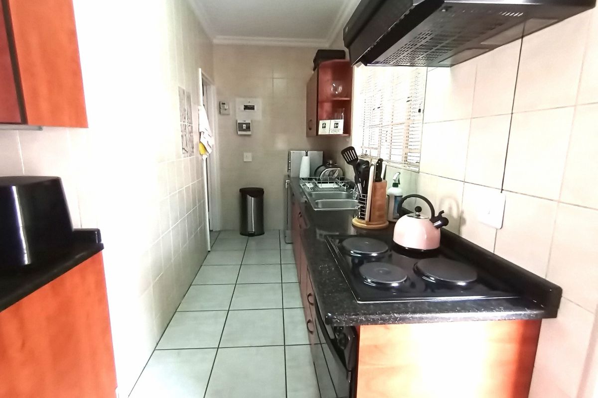 Prestine 2-Bedroom Townhouse in Sought-After Complex For Sale! - Photo 5