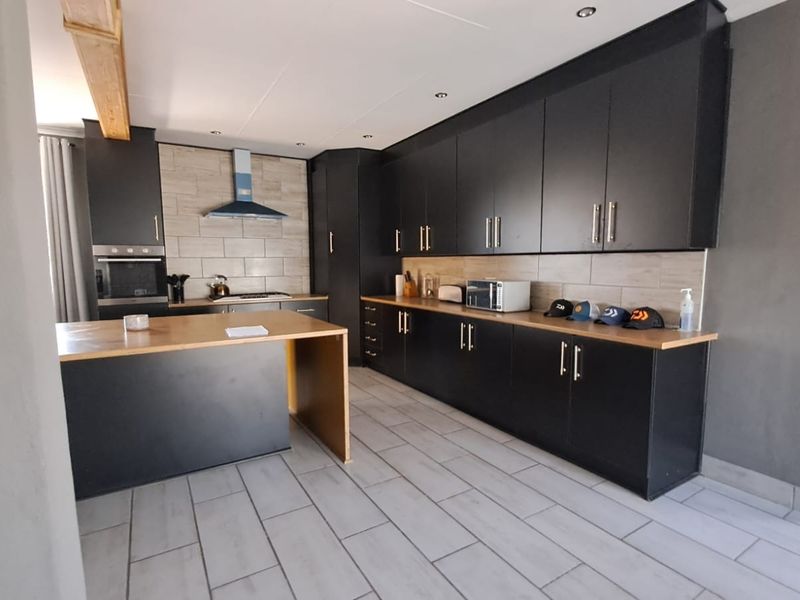 House For Sale In Phalaborwa - Photo 3