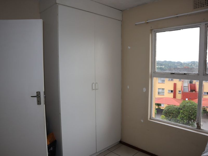 3 BEDROOM FLAT FOR SALE AT KNIGHTSBRIDGE - Photo 9