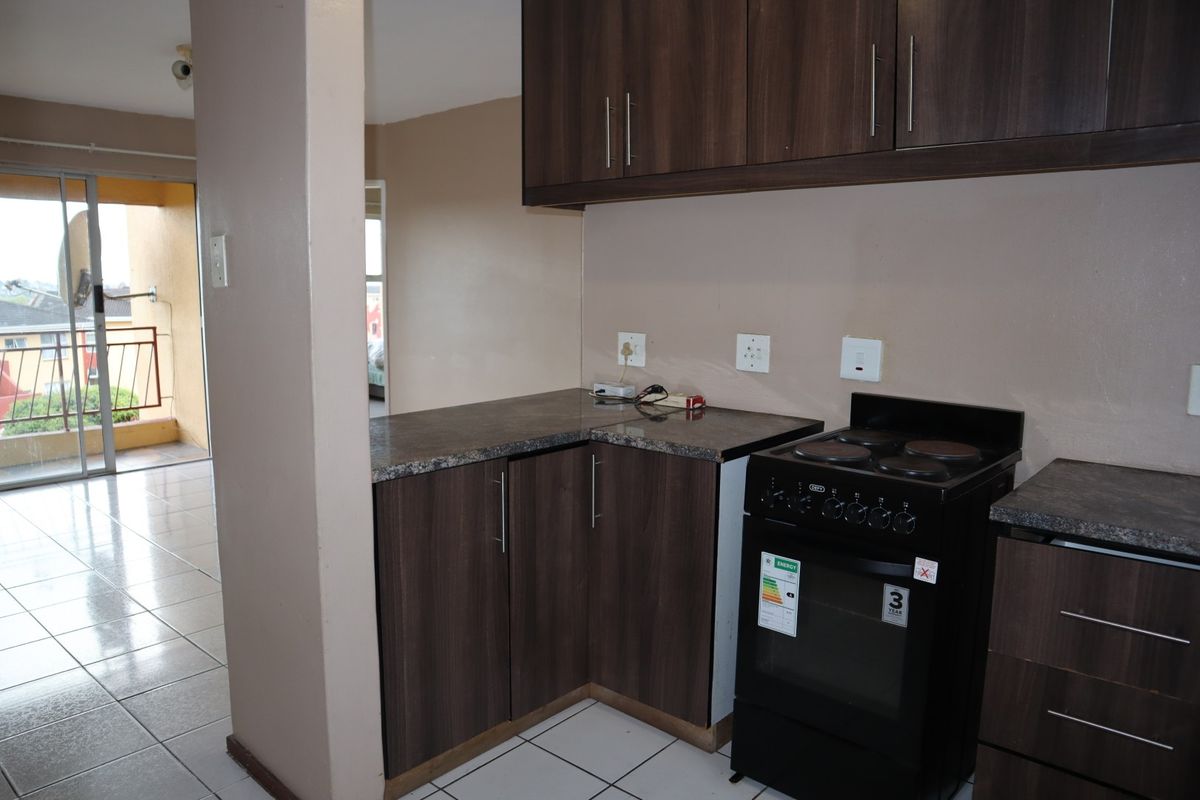 3 BEDROOM FLAT FOR SALE AT KNIGHTSBRIDGE - Photo 2