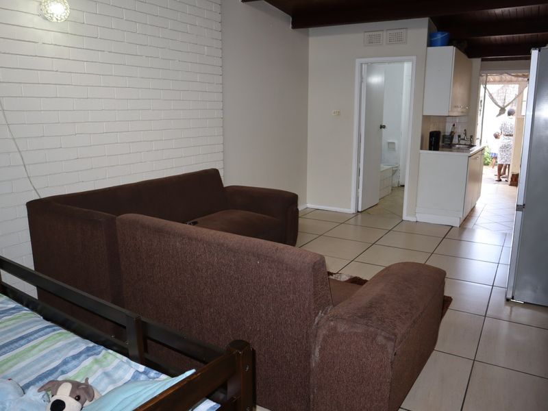 WHY RENT WHEN YOU CAN OWN THIS AFFORDABLE 1 BED SIMPLEX - Photo 9