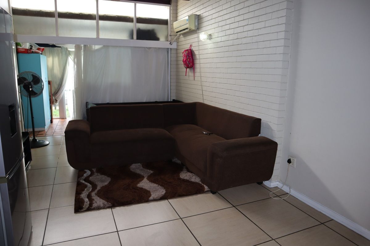 WHY RENT WHEN YOU CAN OWN THIS AFFORDABLE 1 BED SIMPLEX - Photo 5