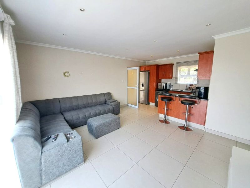 Apartment For Sale In Kloof - Photo 6