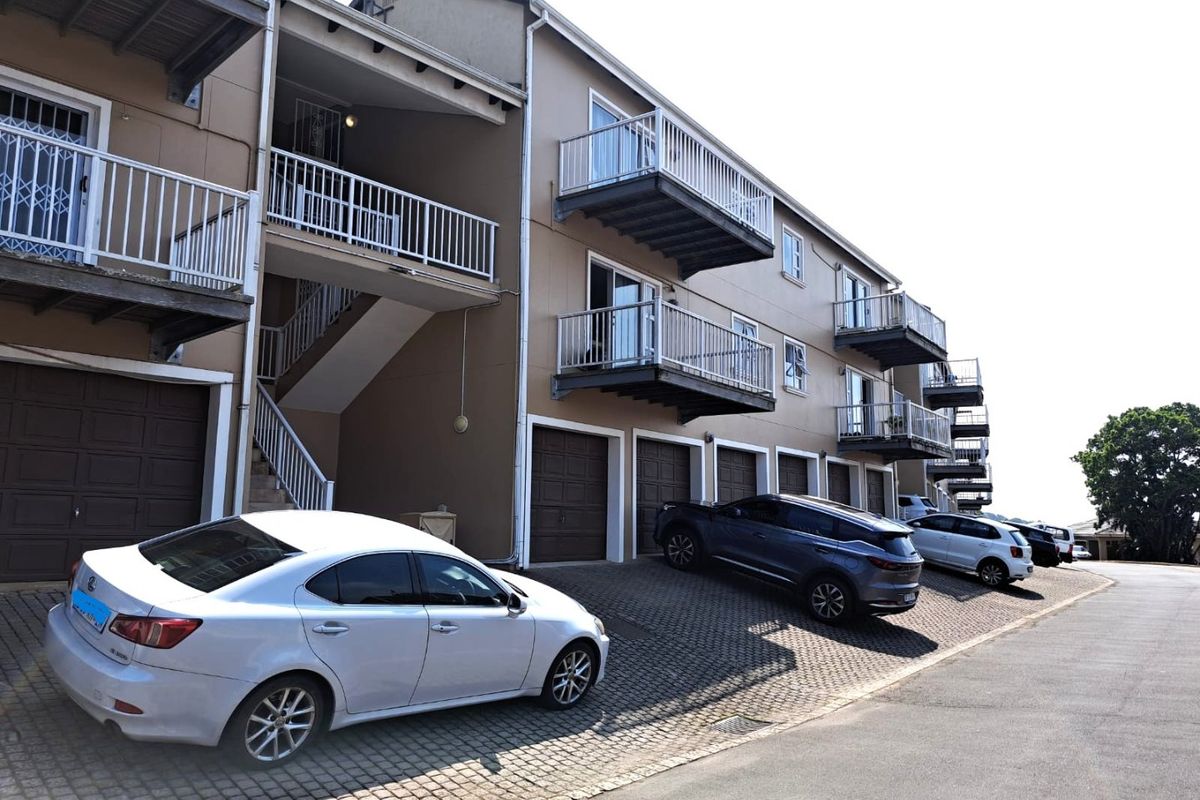 Apartment For Sale In Kloof - Photo 2