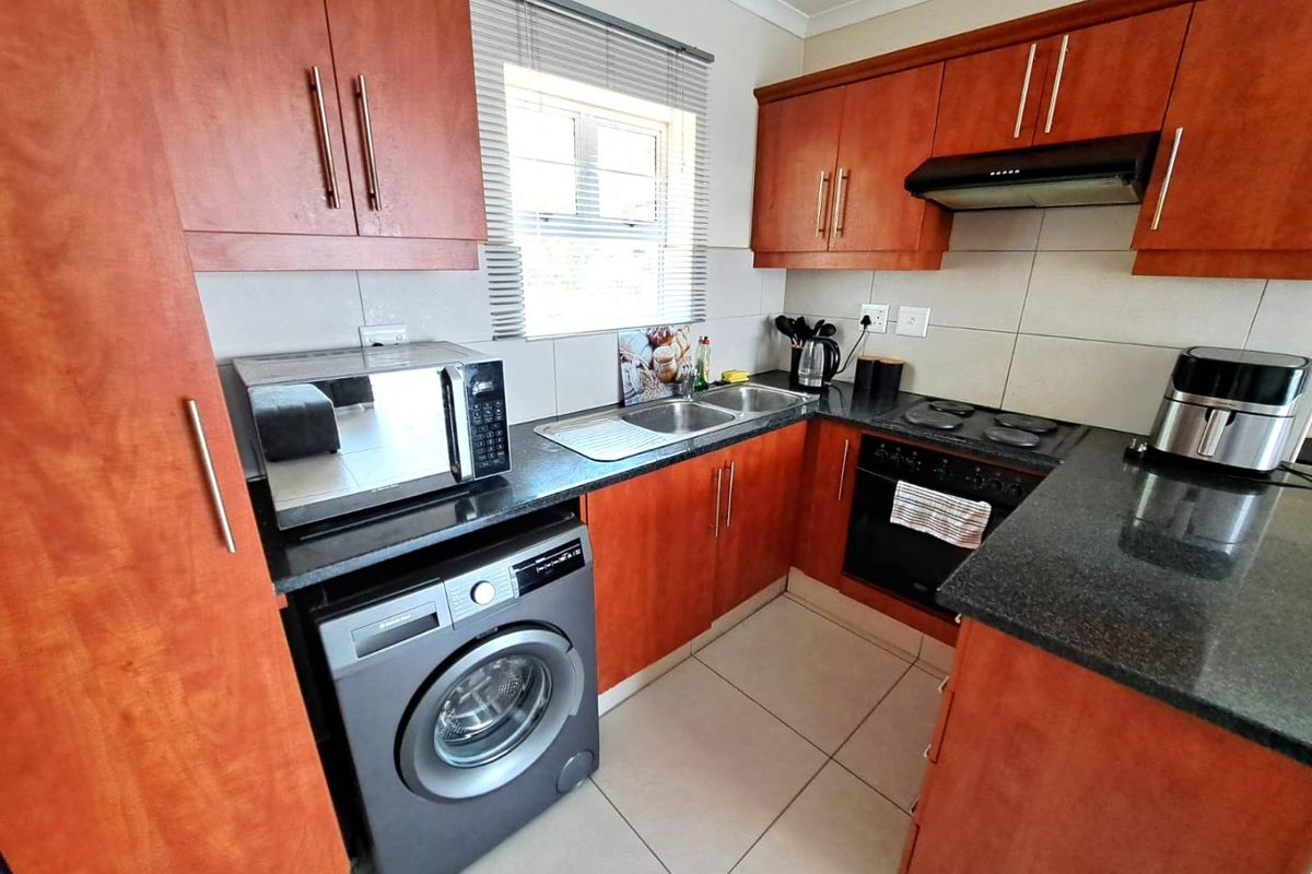 Apartment For Sale In Kloof - Photo 4