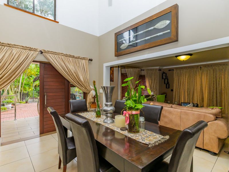 Spacious Double-Storey Family Home with Income-Generating Flatlet - Photo 6