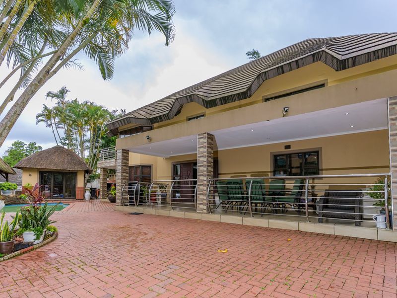 Spacious Double-Storey Family Home with Income-Generating Flatlet - Photo 3