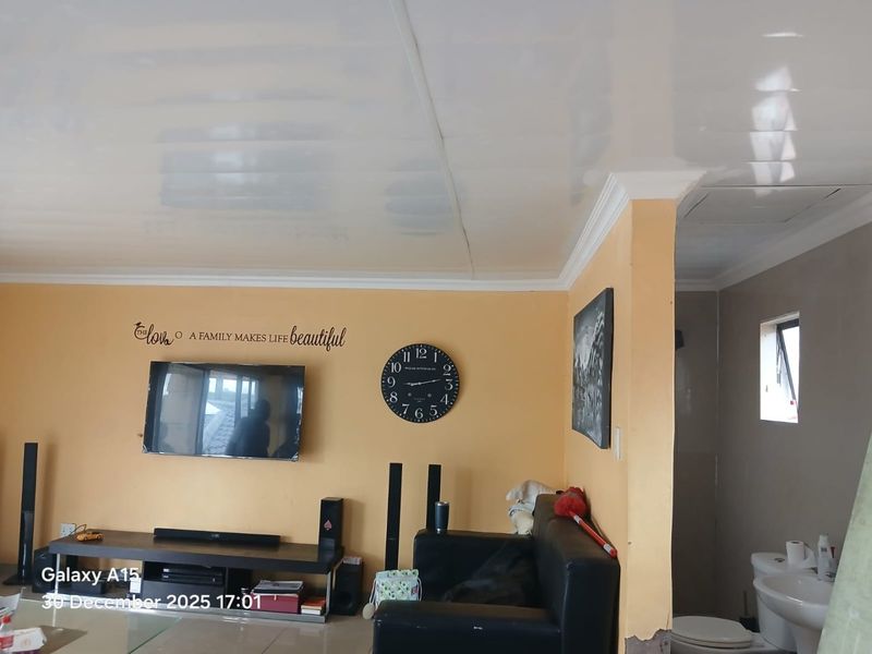 House For Sale In Pinetown - Photo 5