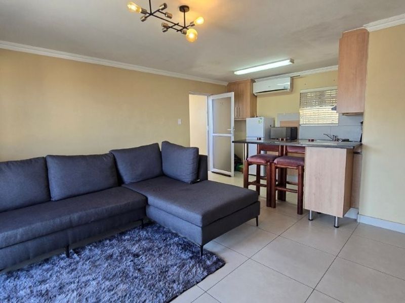 Apartment For Sale In Pinetown - Photo 3
