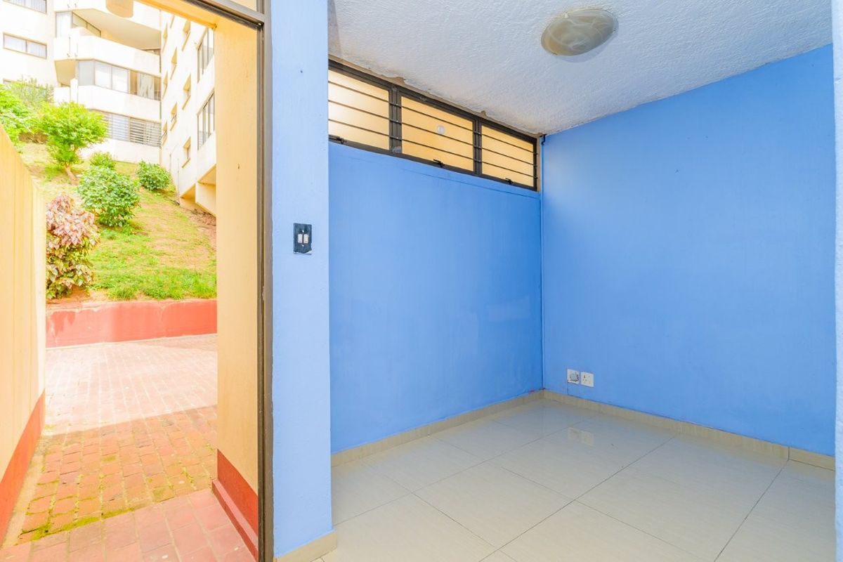 Apartment For Sale In Pinetown - Photo 2