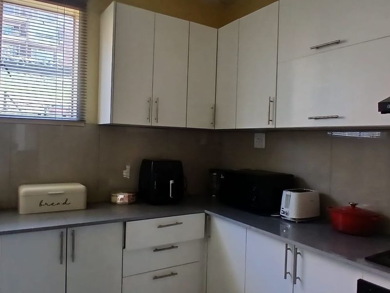 Apartment For Sale In Pinetown - Photo 10