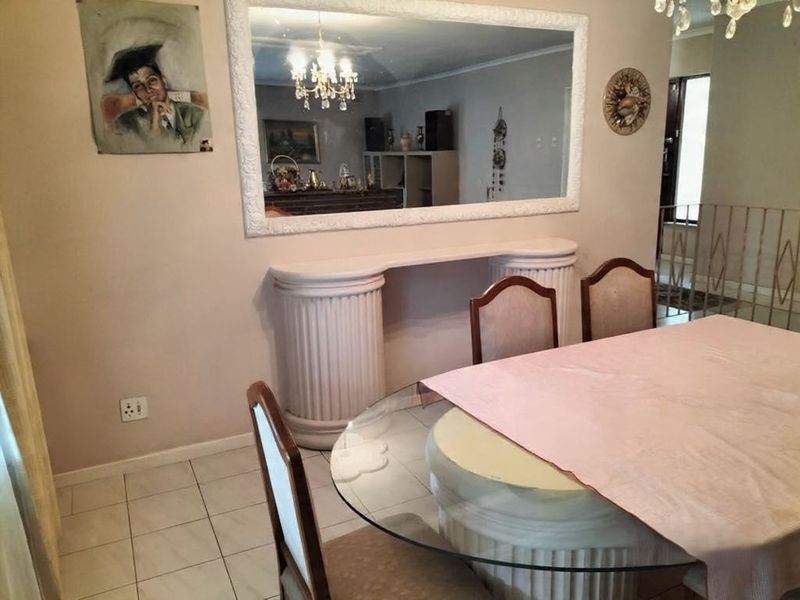 House For Sale In Pinetown - Photo 9