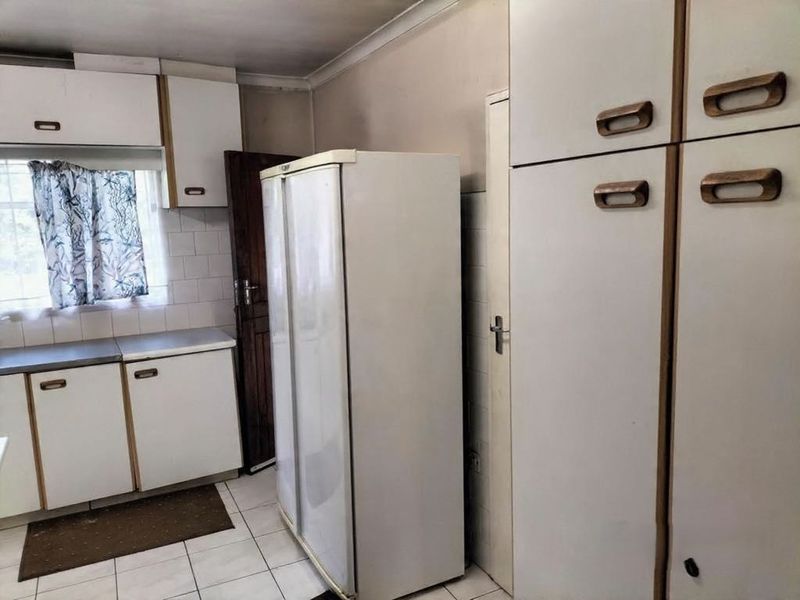 House For Sale In Pinetown - Photo 6