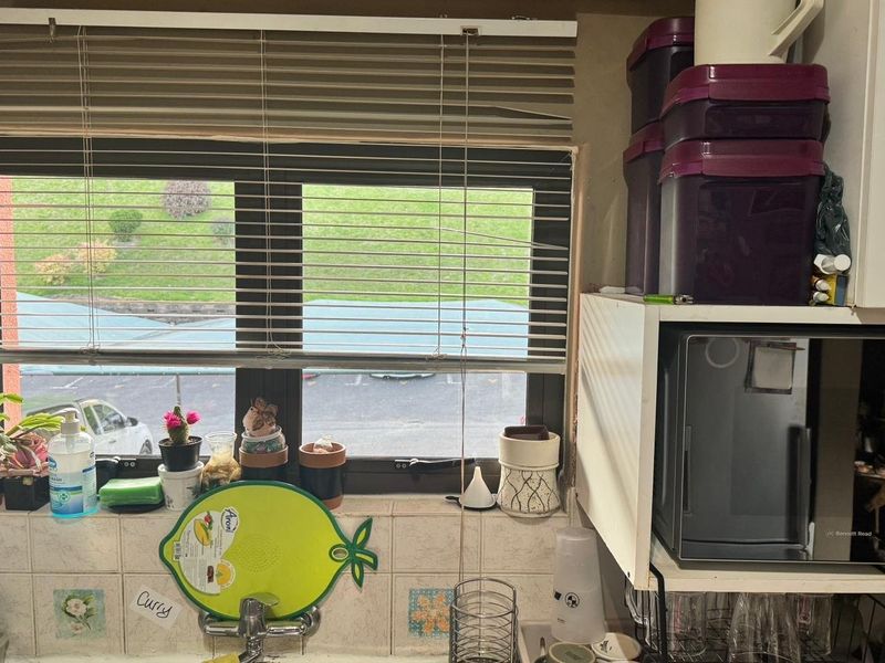 Flat For Sale In Pinetown - Photo 5