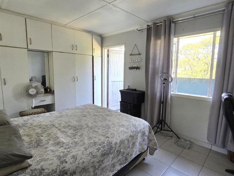 Townhouse For Sale In Pinetown - Photo 10