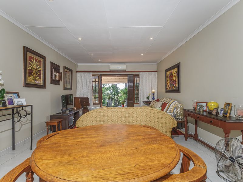 Private and Secure Townhouse For sale in Hatton Estate - Photo 10