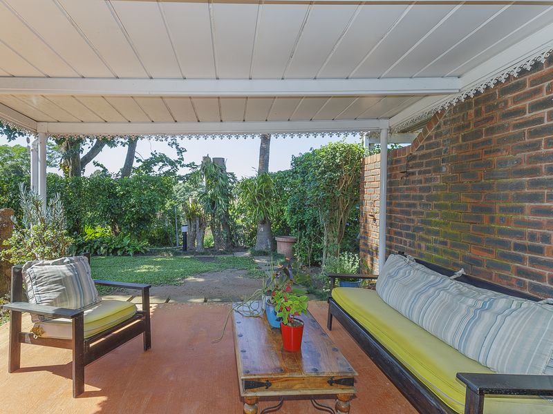 Private and Secure Townhouse For sale in Hatton Estate - Photo 4