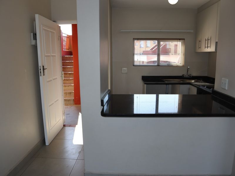 A CUT ABOVE THE REST, EVERYTHING IS DONE, JUST MOVE IN AN UNPACK! - Photo 9