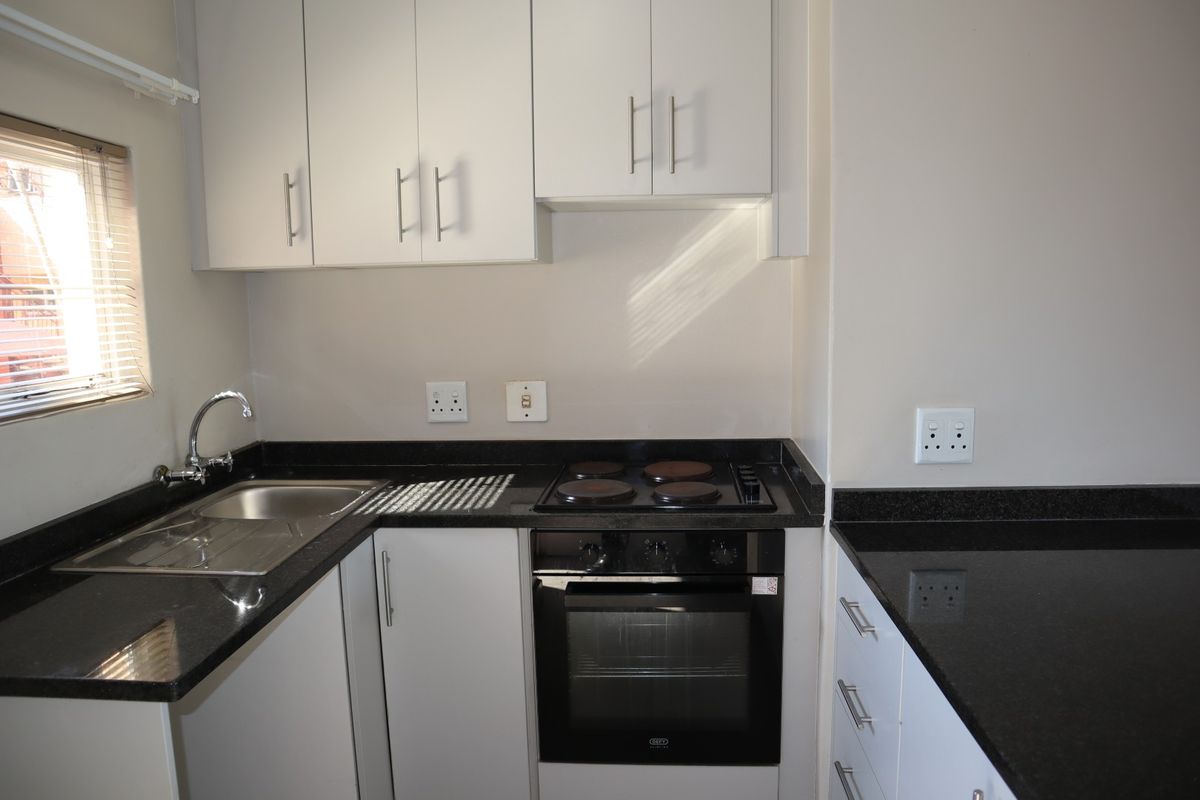 A CUT ABOVE THE REST, EVERYTHING IS DONE, JUST MOVE IN AN UNPACK! - Photo 3