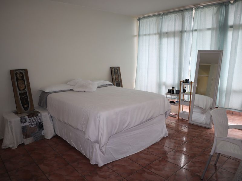 BACHELOR FLAT TO LET AT THE TOWERS - Photo 5