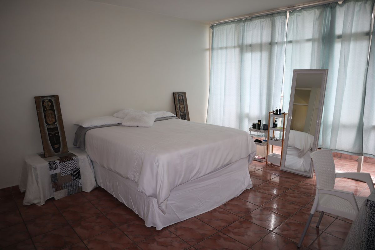 BACHELOR FLAT TO LET AT THE TOWERS - Photo 5