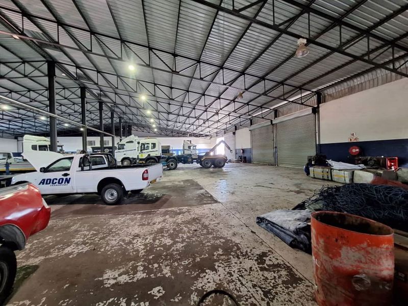 Large warehouses on 2ha yard - Photo 9