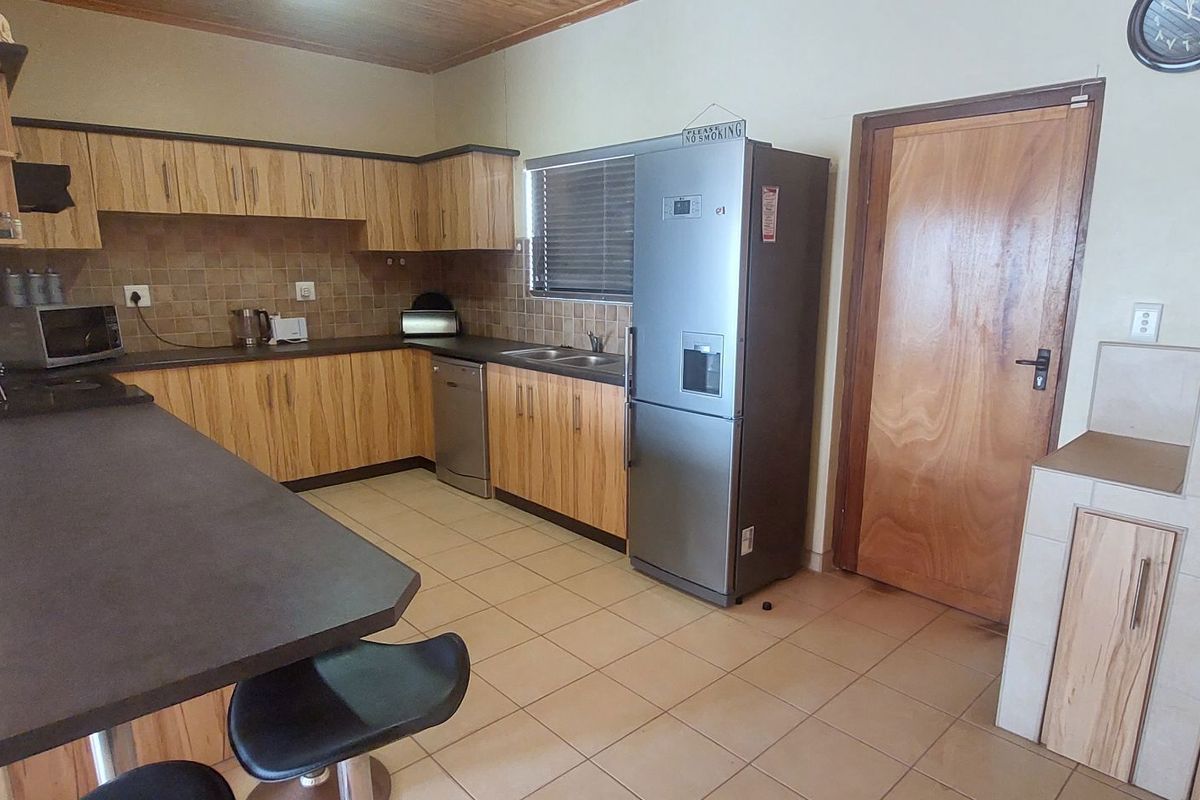 Secure and Fully Furnished 3-Bedroom Townhouse in South Dune - Photo 3