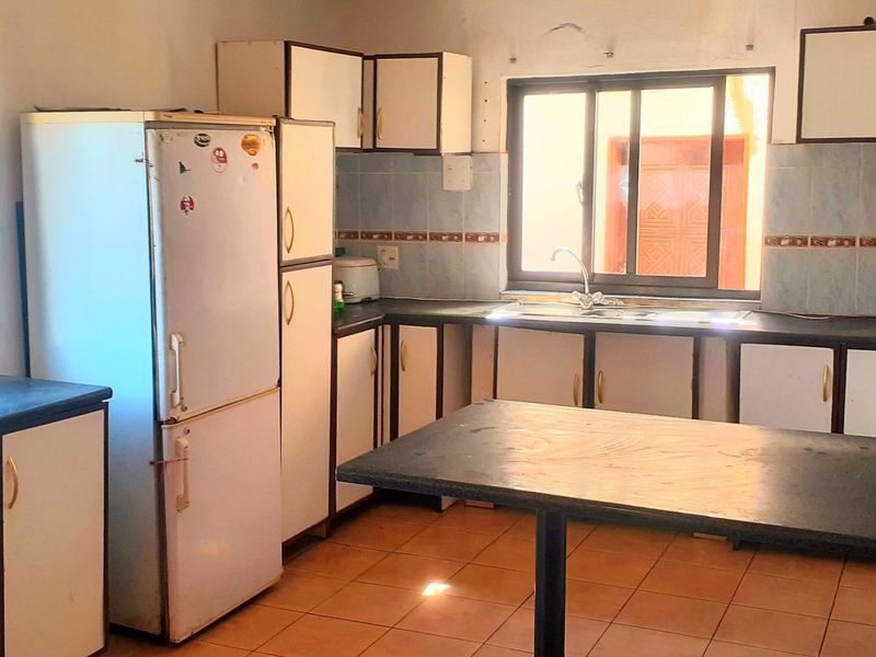 Big house with 7 bedrooms for sale in Rocky Crest - Photo 5