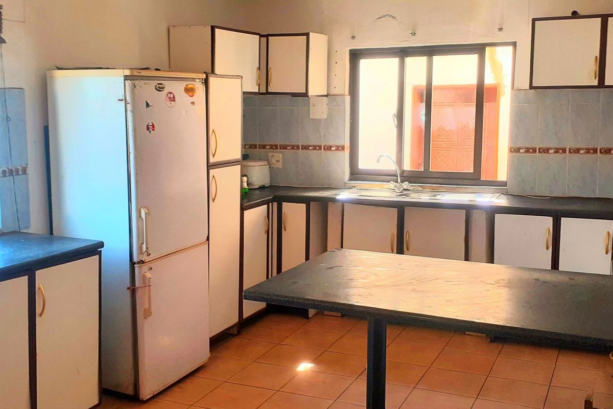 Big house with 7 bedrooms for sale in Rocky Crest - Photo 5