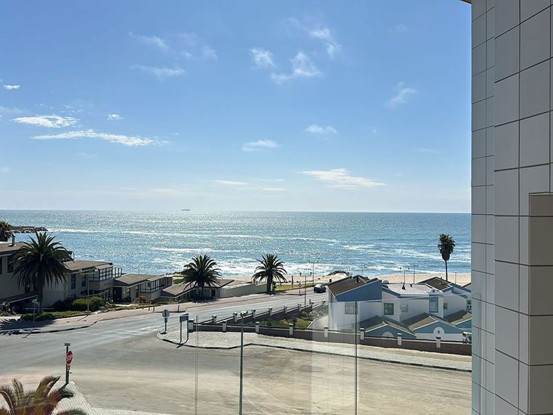 Penthouse Perfection – Coastal Luxury in Swakopmund - Photo 9