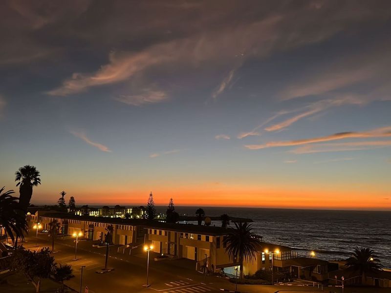 Penthouse Perfection – Coastal Luxury in Swakopmund - Photo 2