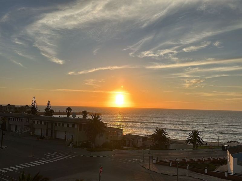 Penthouse Perfection – Coastal Luxury in Swakopmund - Photo 3