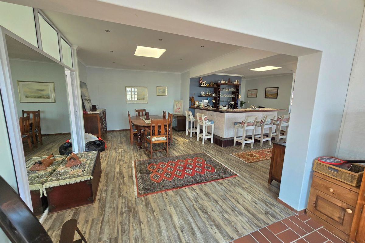 Charming Beachside Home in Sought-After Vogelstrand - Photo 5