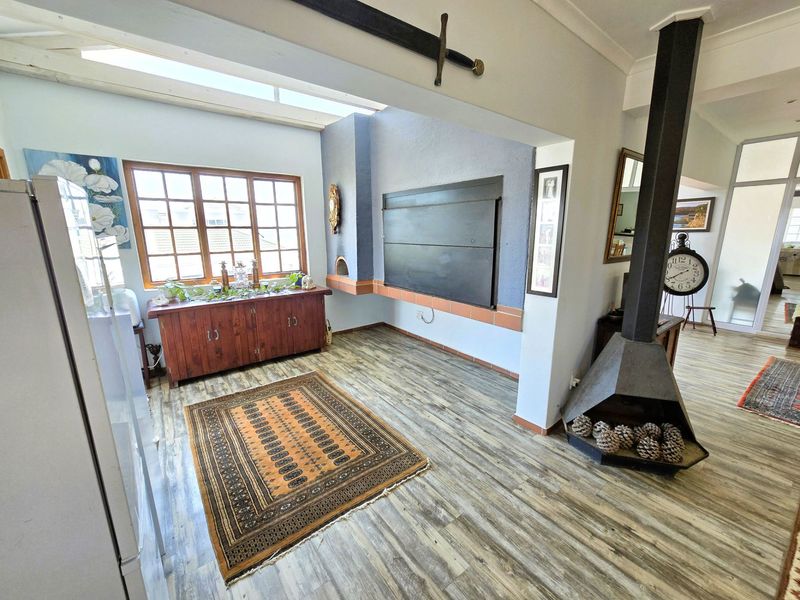 Charming Beachside Home in Sought-After Vogelstrand - Photo 10