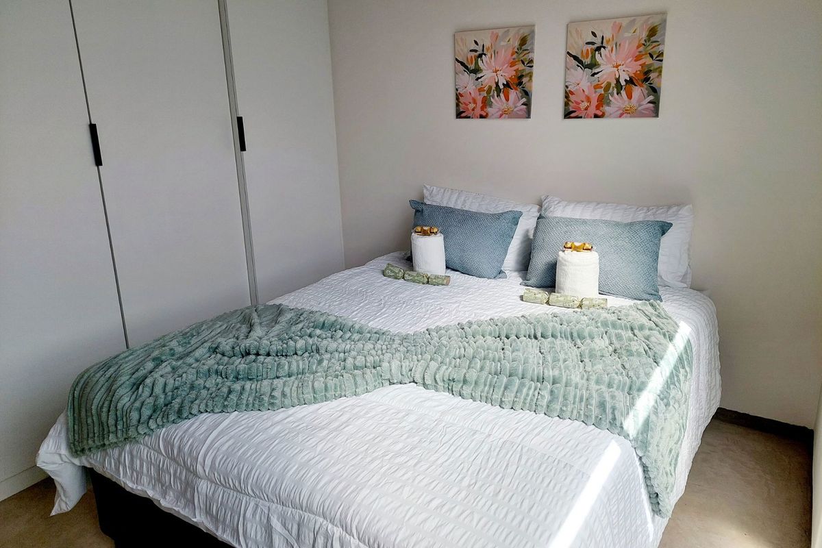 Self-Catering Friendly Apartment in Prime Location - Photo 4