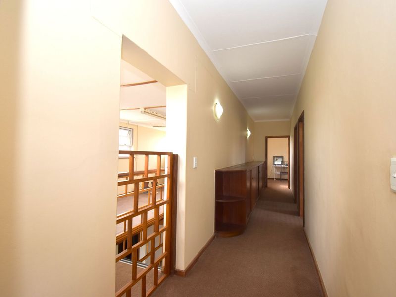 Stunning Double-Storey Home with Expansive Grounds - Photo 6