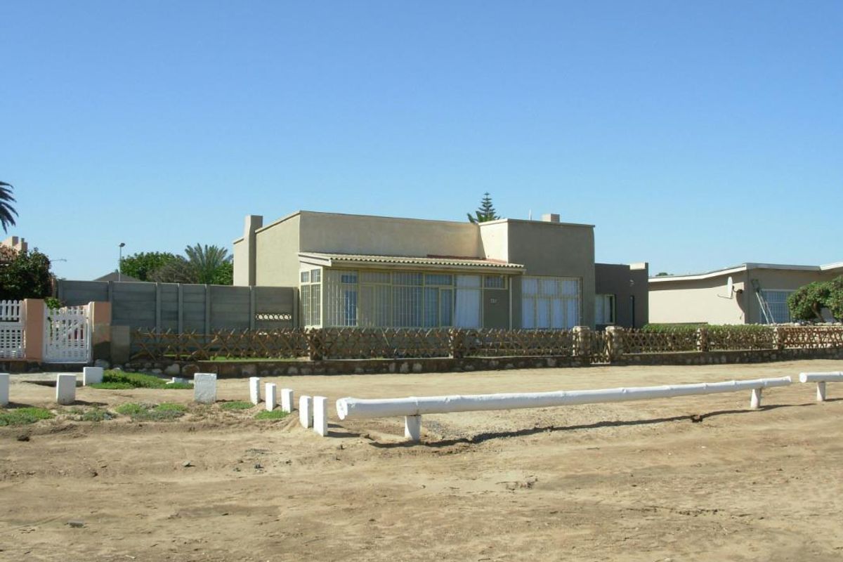 Uninterrupted  Sea View - Photo 3