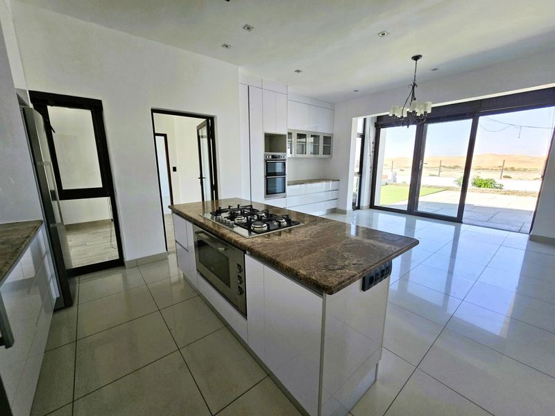 A Refined Family Residence Where Elegance Meets Everyday Living - Photo 4