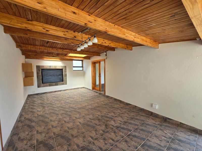 Spacious Home with Excellent Family Appeal - Photo 9