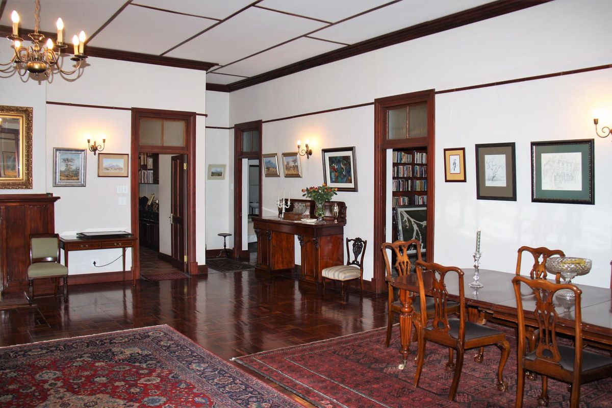 Timeless elegance in the heart of Klein Windhoek - Photo 4