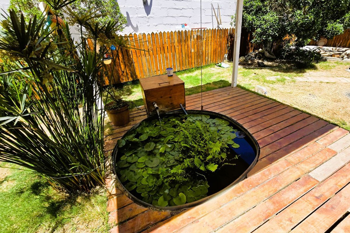 Versatile Coastal Home - Photo 3