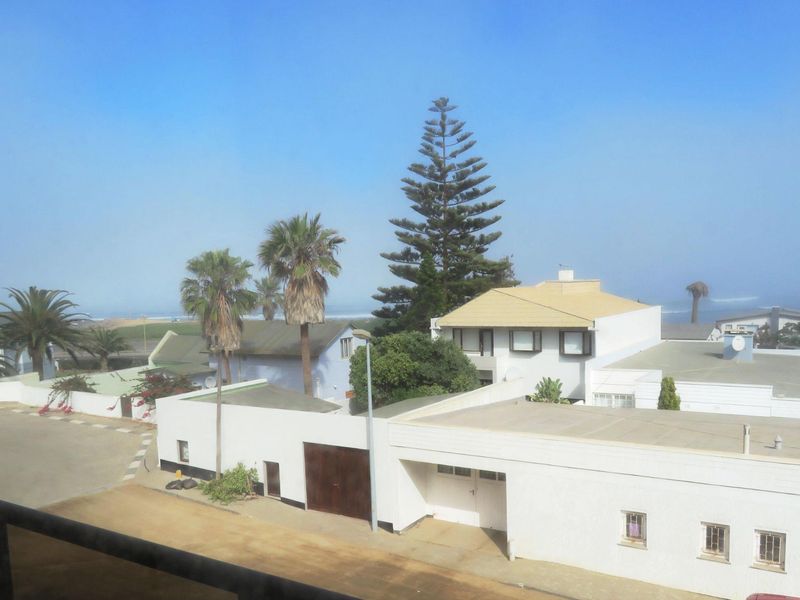 Elegant Coastal Living — One Street from the Beach - Photo 4