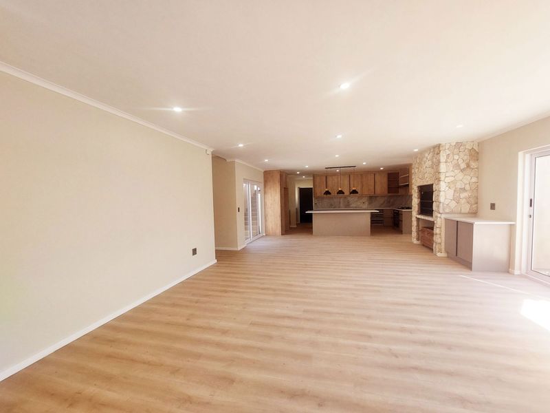 Experience Modern Comfort and Luxury at Rossmund Golf Resort - Photo 3