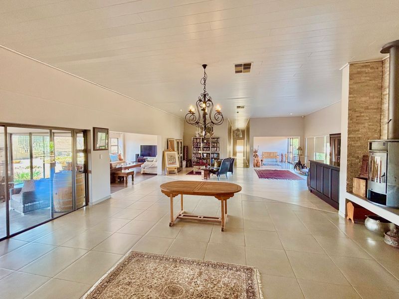 Exceptional value for those seeking a flexible living solution in a prime location. - Photo 3