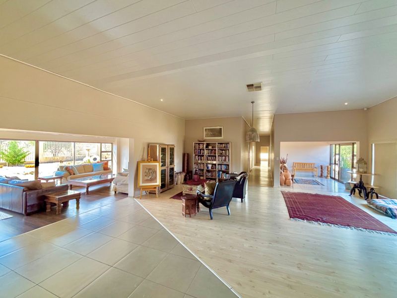 Exceptional value for those seeking a flexible living solution in a prime location. - Photo 4