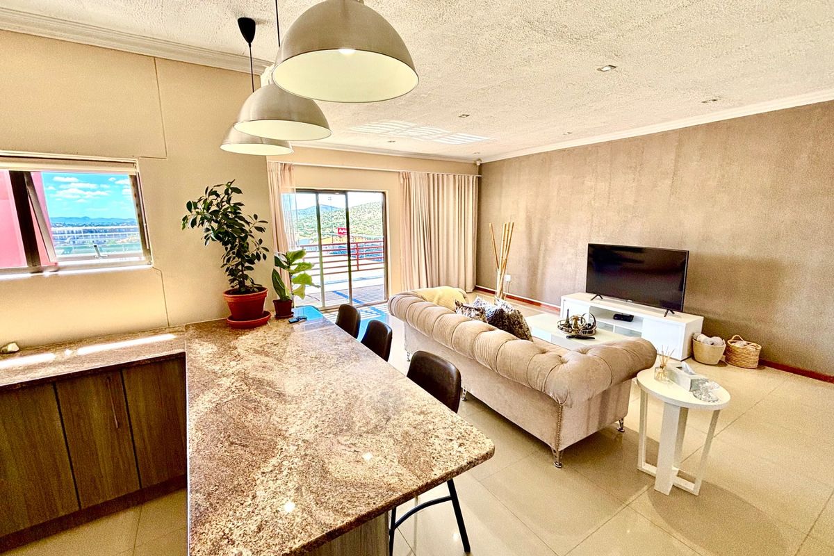 Modern family home with exceptional Northern Views. - Photo 3