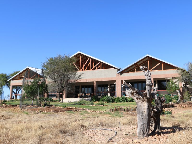 Luxurious, off the grid lifestyle - Photo 4